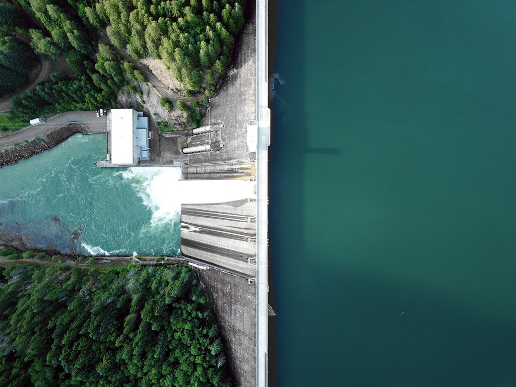 Bird's eye view of a dam