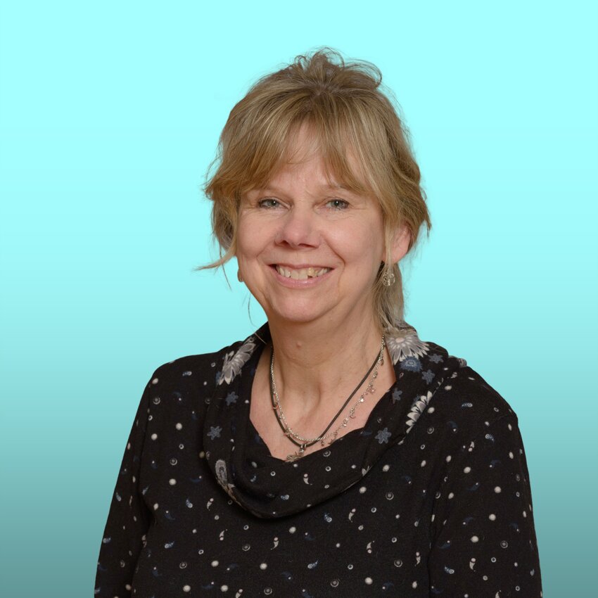 Dr. Sandra Peters-Erjawetz